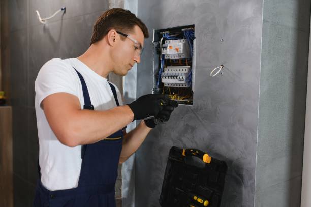 Best Electrical Outlet Repair  in Montverde, FL